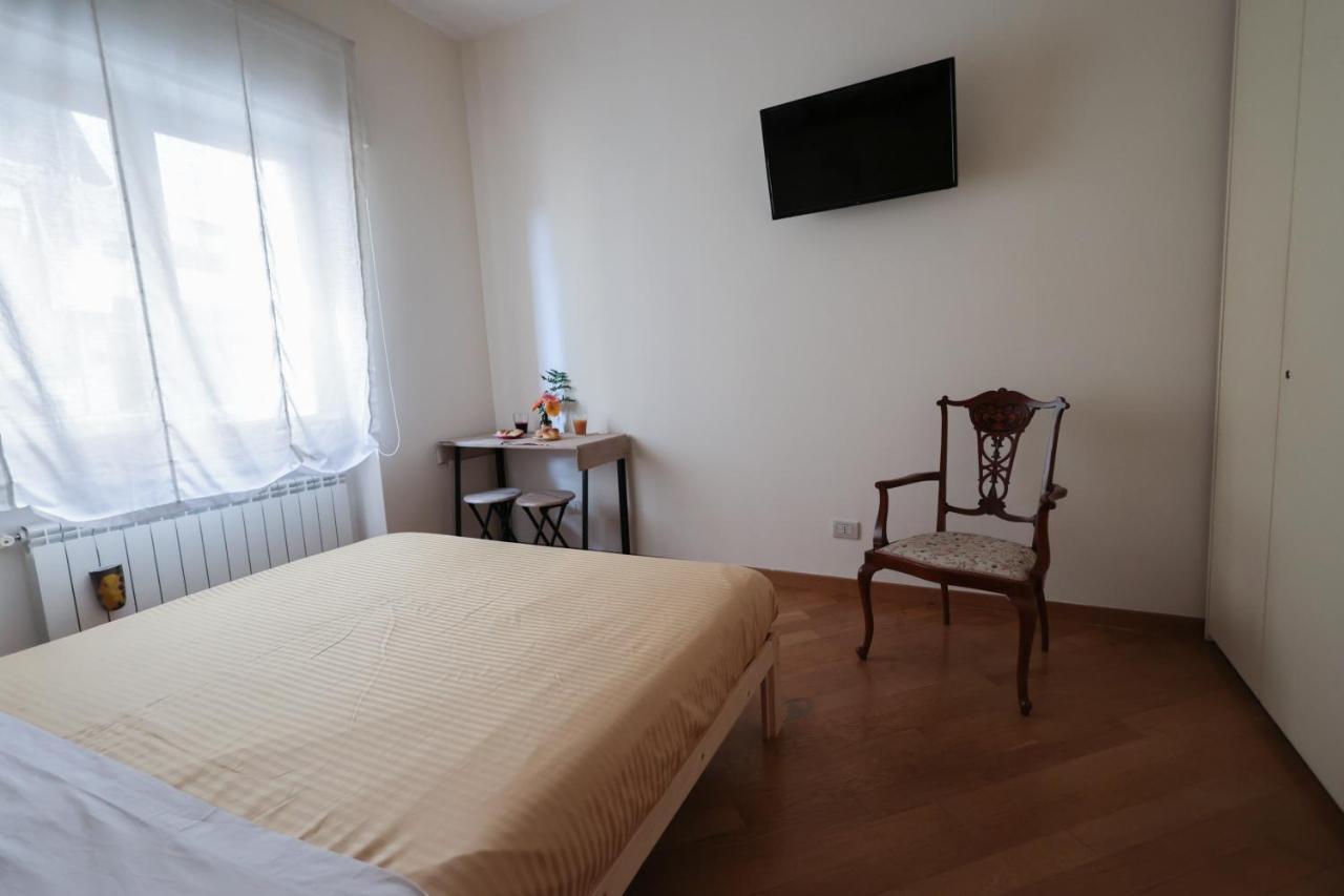 Apartment Flower Mini Casa 10 Minuti Dal Mare E Dal Centro Citta *