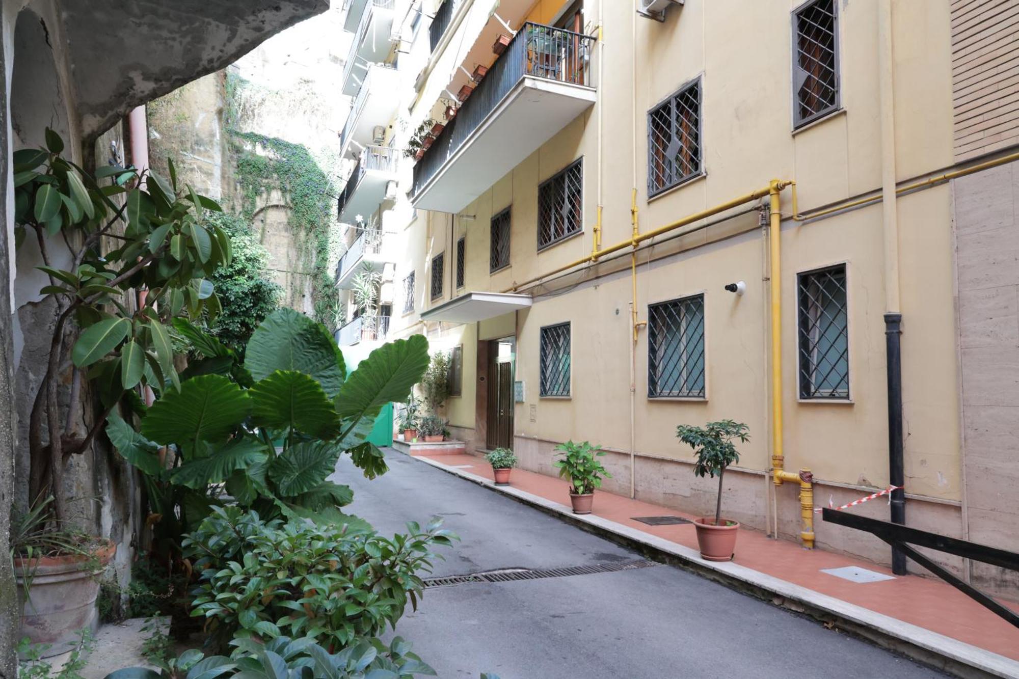 Apartment Flower Mini Casa 10 Minuti Dal Mare E Dal Centro Citta